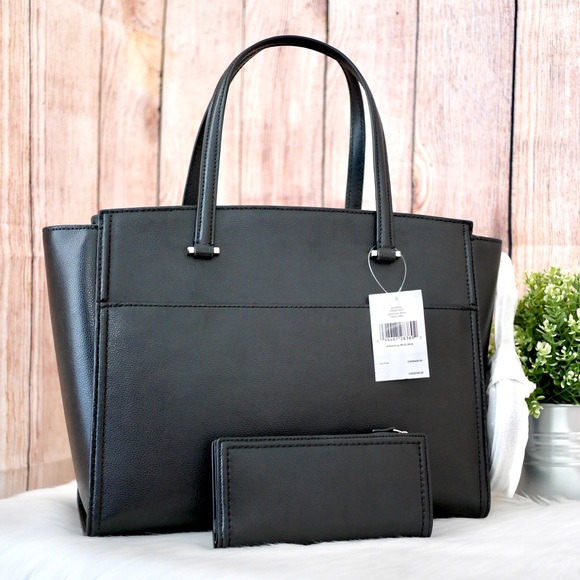 🎁LOWEST EVER! Kate Spade Geraldine Set - Picture 3 of 8